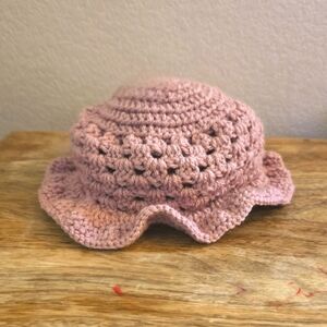 Handmade pink crochet toddler hat with ruffled brim (2–3 yrs)